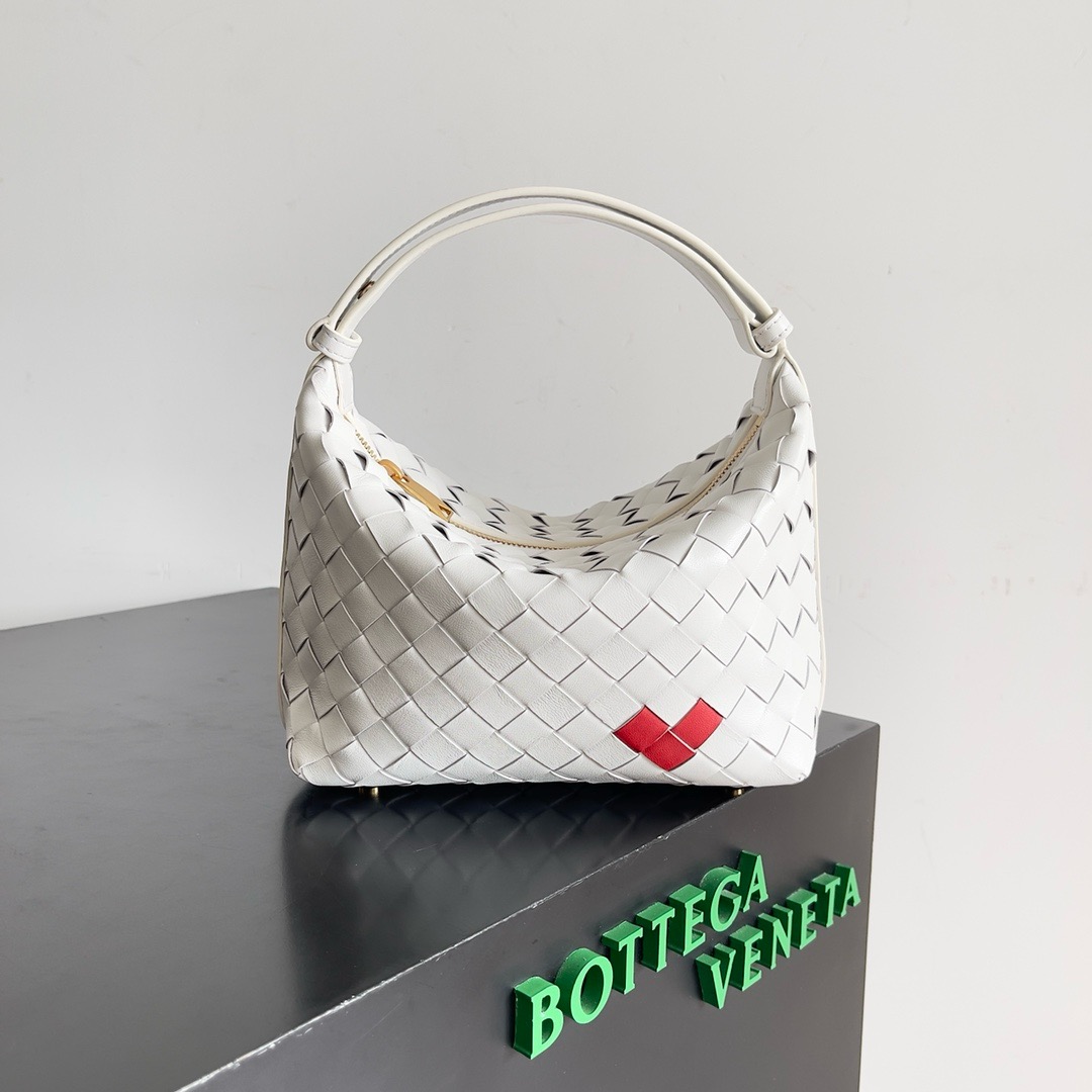 Bottega Veneta Mini Wallace 754443 white&Love