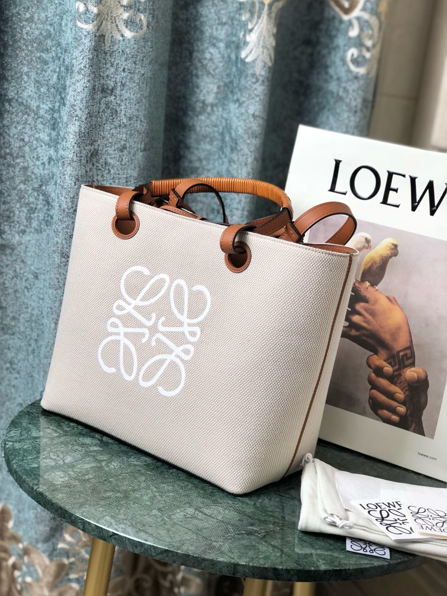 Loewe Anagram tote 652388 brown&white