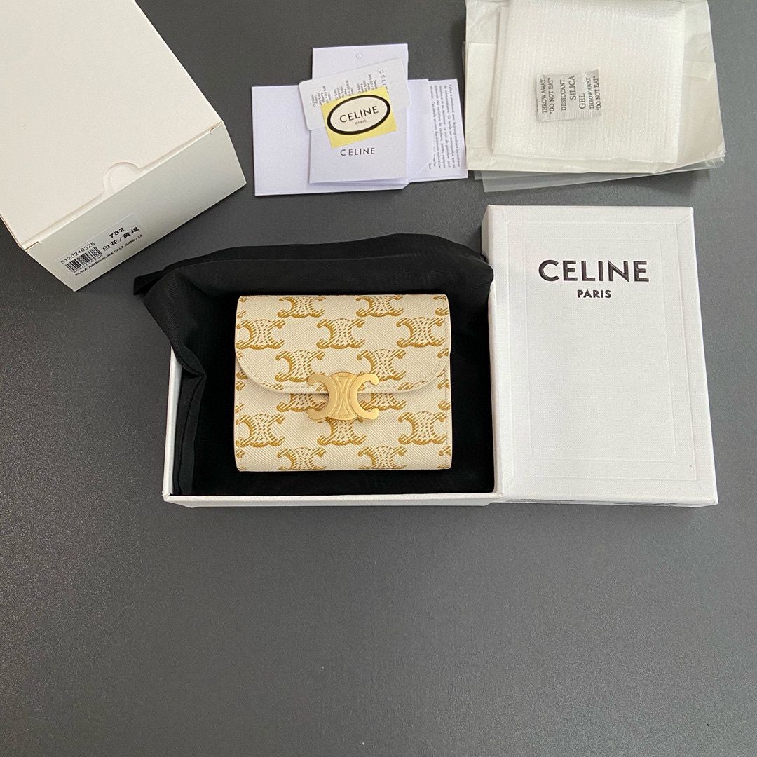 Celine SMALL WALLET TRIOMPHE IN TRIOMPHE CANVAS 10D782 CREAM