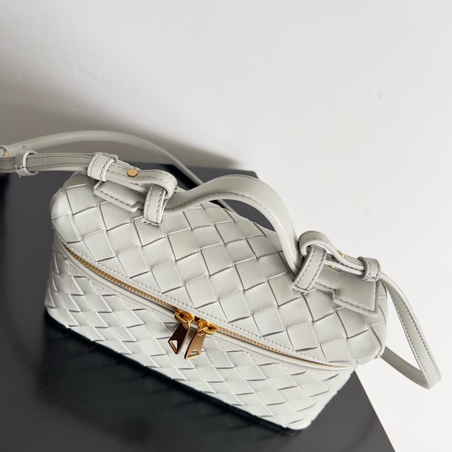 Bottega Veneta Vanity Case On Strap 789109 light gray