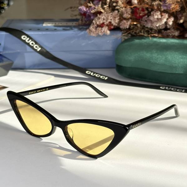 Gucci Sunglasses Top Quality GUS04060