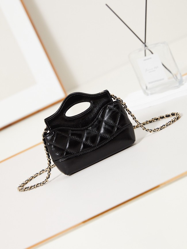 CHANEL CLUTCH WITH CHAIN AP3875 black