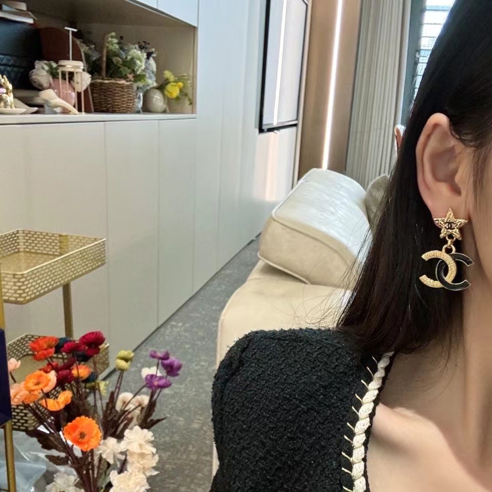 Chanel Earrings CE14390