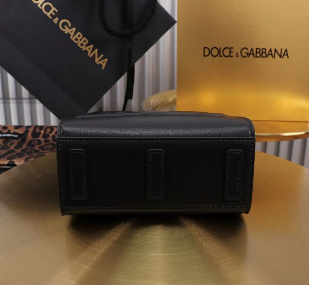 Dolce & Gabbana leather Shoulder Bag G6507 black