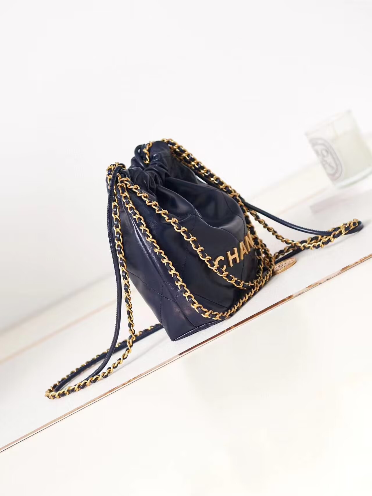 CHANEL 22 MINI HANDBAG AS3980 Navy