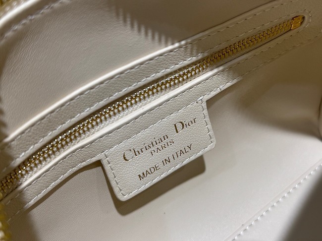 Dior Groove 20 Bag Dusty Ivory Macrocannage Calfskin M1364UBO