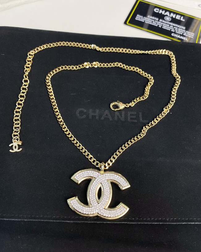 Chanel necklace CE15059