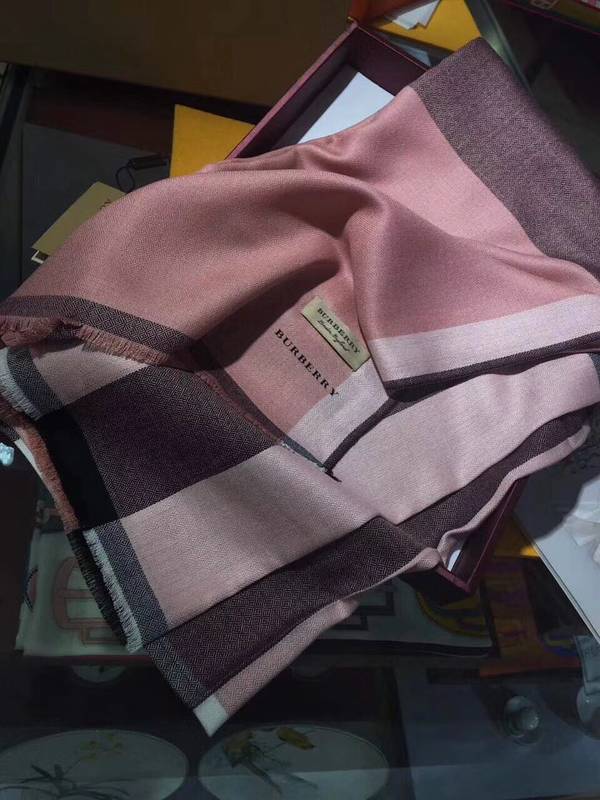 Burberry Scarf BBC00186