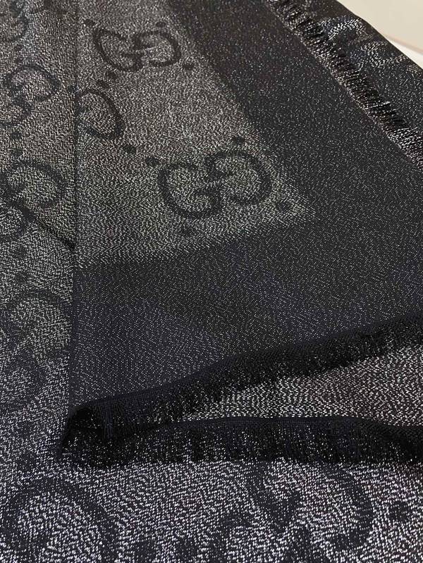 Gucci Scarf GUC00394