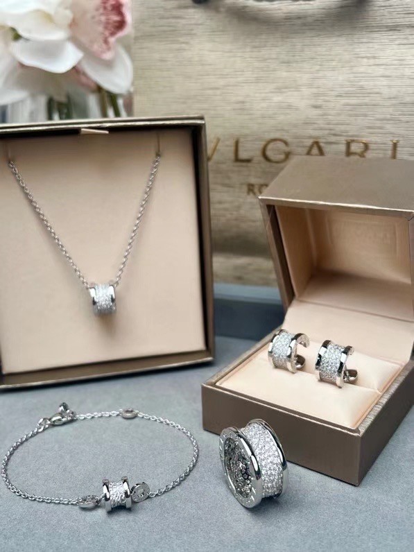 BVLGARI Earrings&necklace&ring&Bracelet CE15350