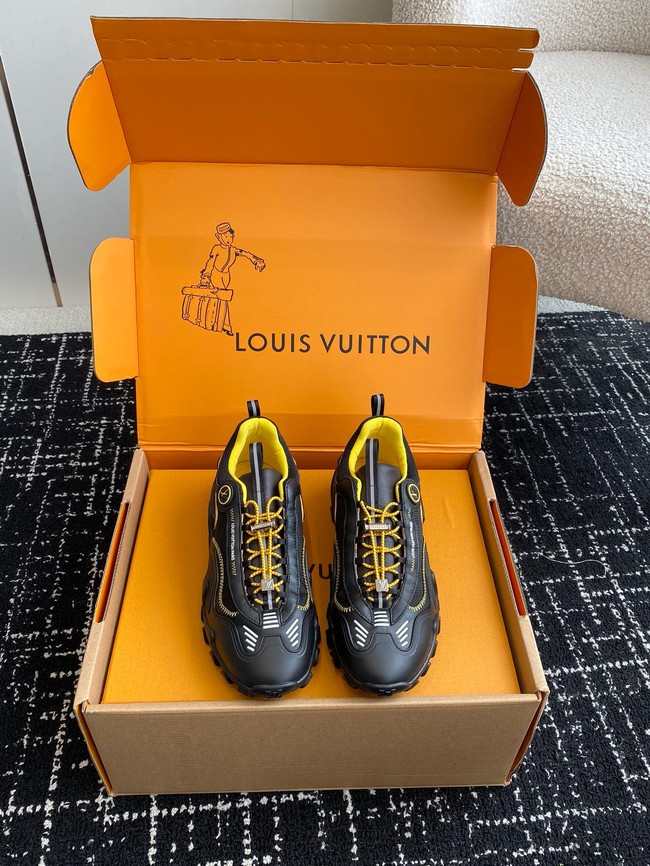 Louis Vuitton Sneakers 55301-4