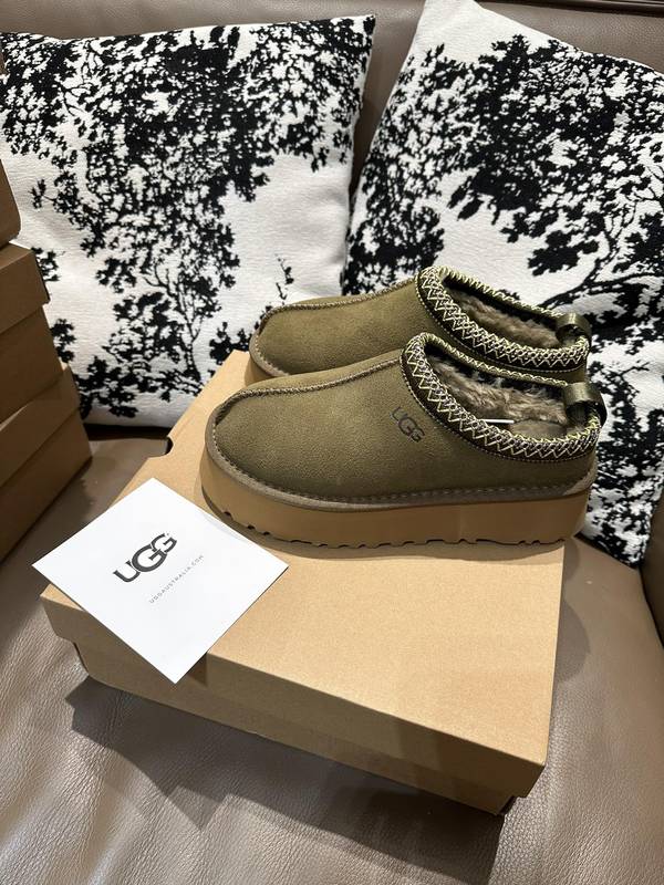 UGG Couple Shoes UGS00193