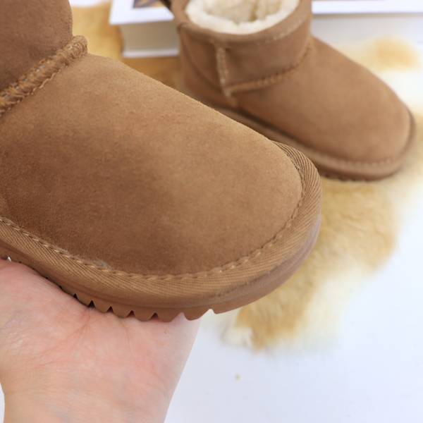 UGG Children