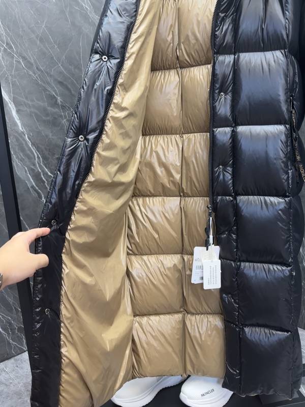 Moncler Top Quality Down Jacket MOY00401