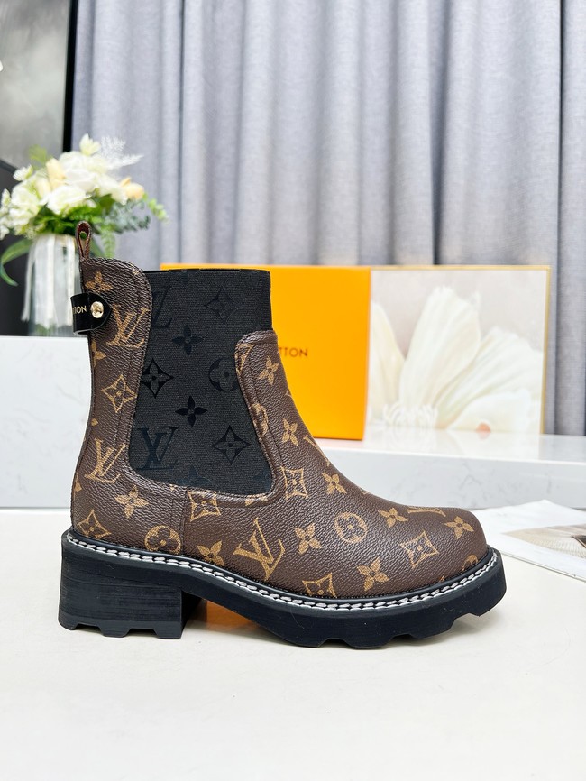 Louis Vuitton WOMENS SHORT BOOTS 55749-1