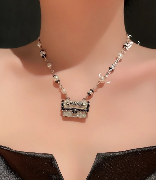 Chanel Necklace CE15984