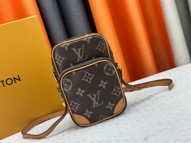 Louis Vuitton Monogram Canvas M14058