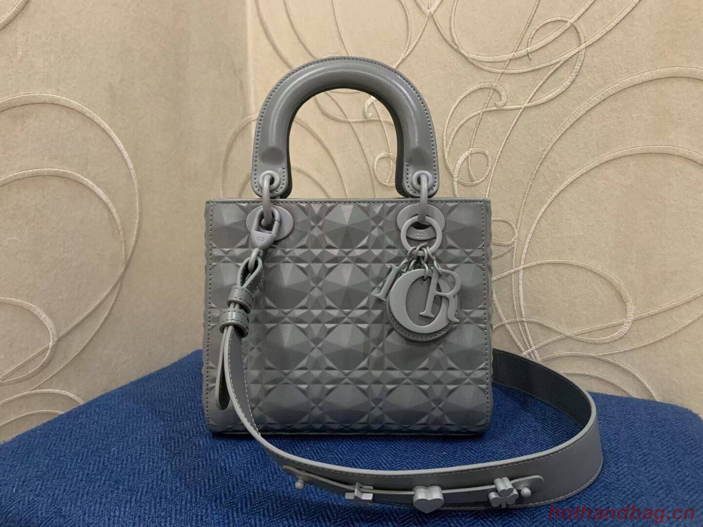 MEDIUM LADY DIOR BAG Cannage Calfskin C2813 gray MEDIUM LADY DIOR BAG Cannage Calfskin C2813 gray