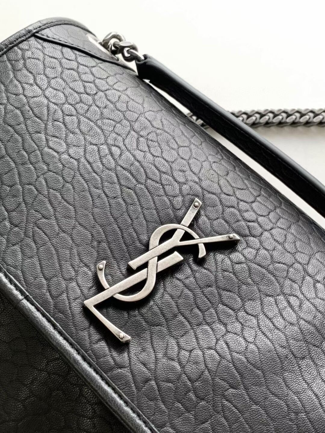 SAINT LAURENT NIKI MEDIUM IN GRAINED LAMBSKIN Y783361 BLACK SAINT LAURENT NIKI MEDIUM IN GRAINED LAMBSKIN Y783361 BLACK