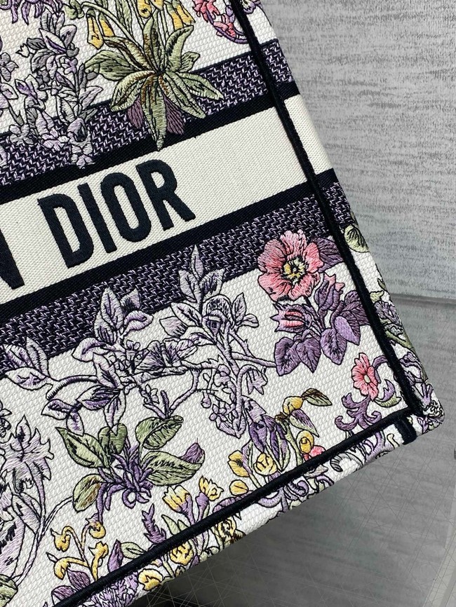 Medium Dior Book Tote Embroidery Embroidery M1296ZTDT-4