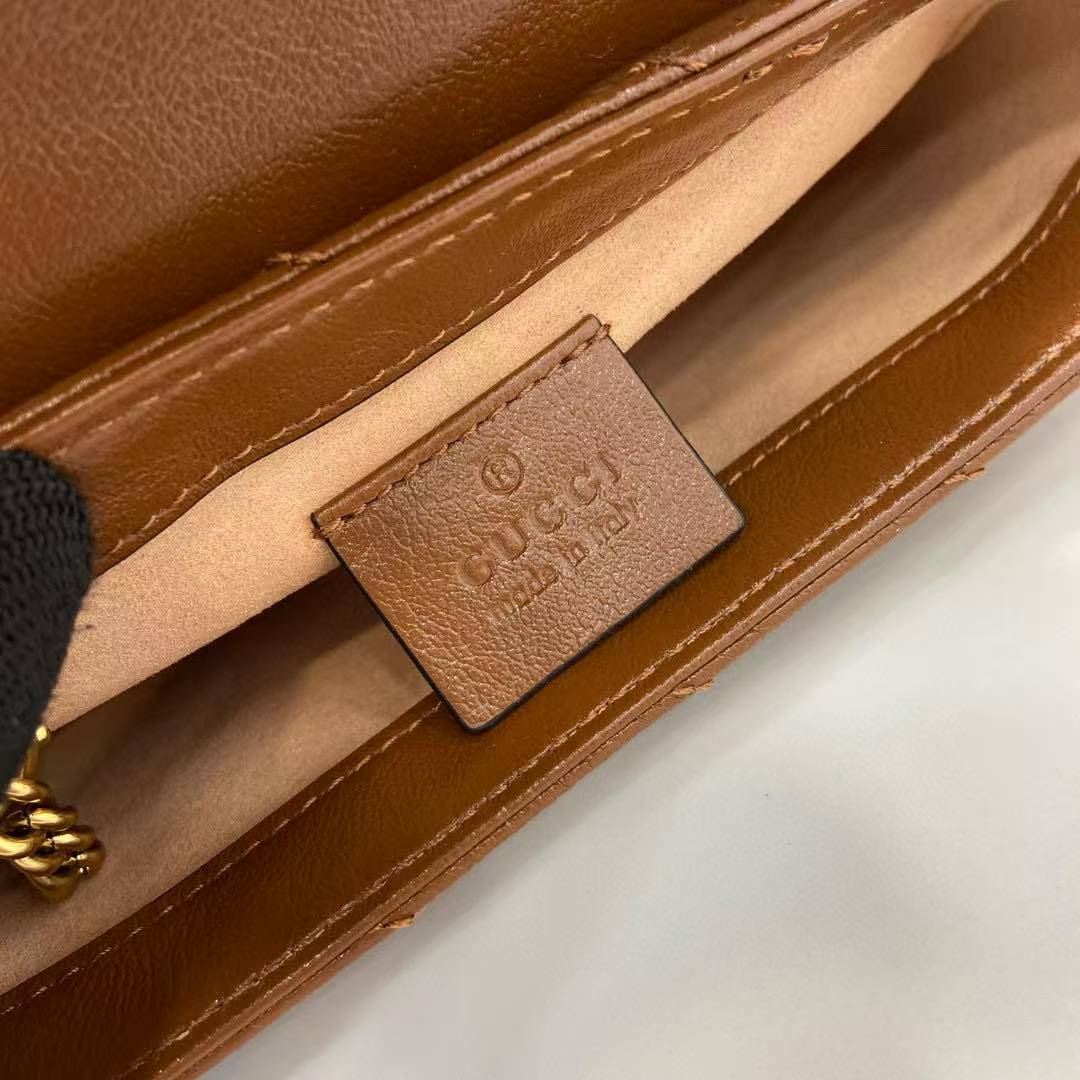 Gucci GG Marmont matelasse super mini bag 476433 brown