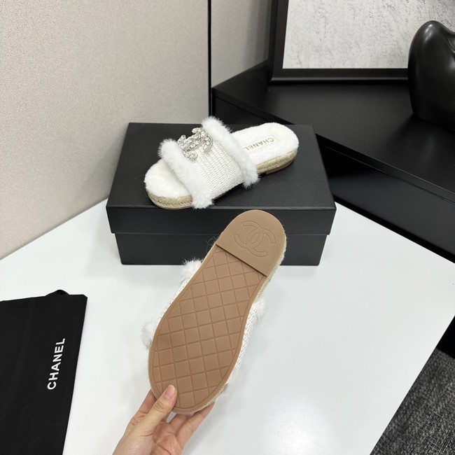 Chanel Casual sandals 69879-3