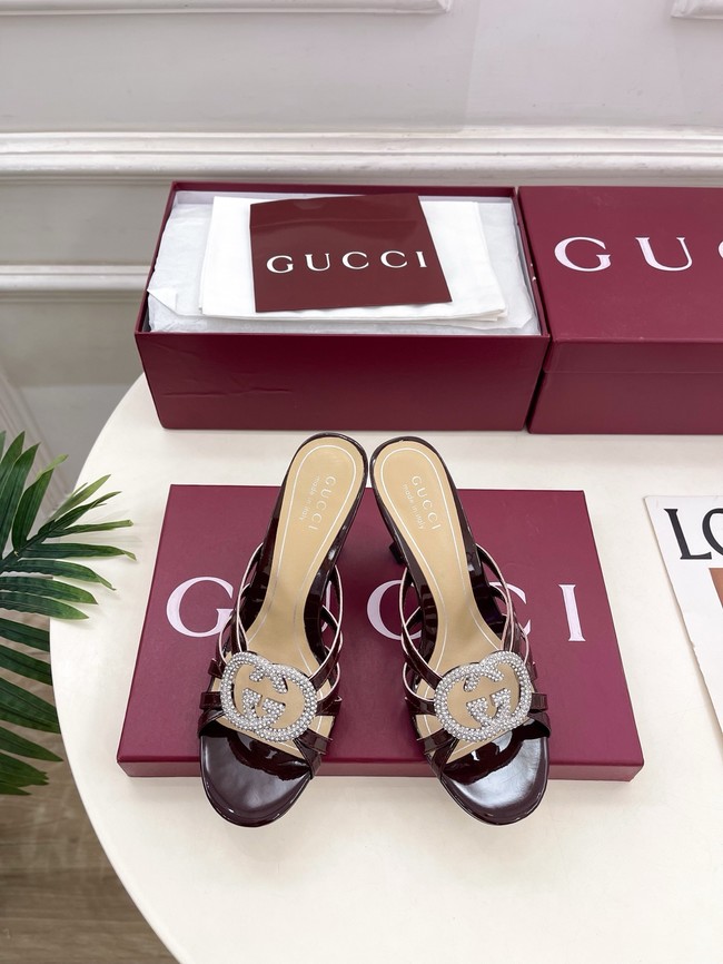 Gucci Womens slide sandal with crystal Interlocking G 852663-4