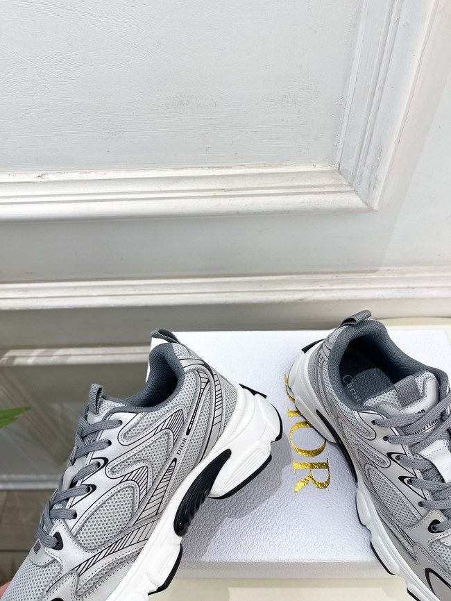 Dior Vibe Sneaker KCK552O-3