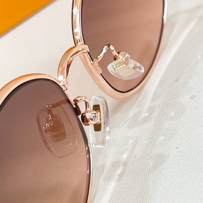 Louis Vuitton Sunglasses 260517-35