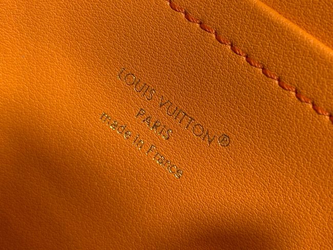 Louis Vuitton Capucines MM Souple M26319 orange