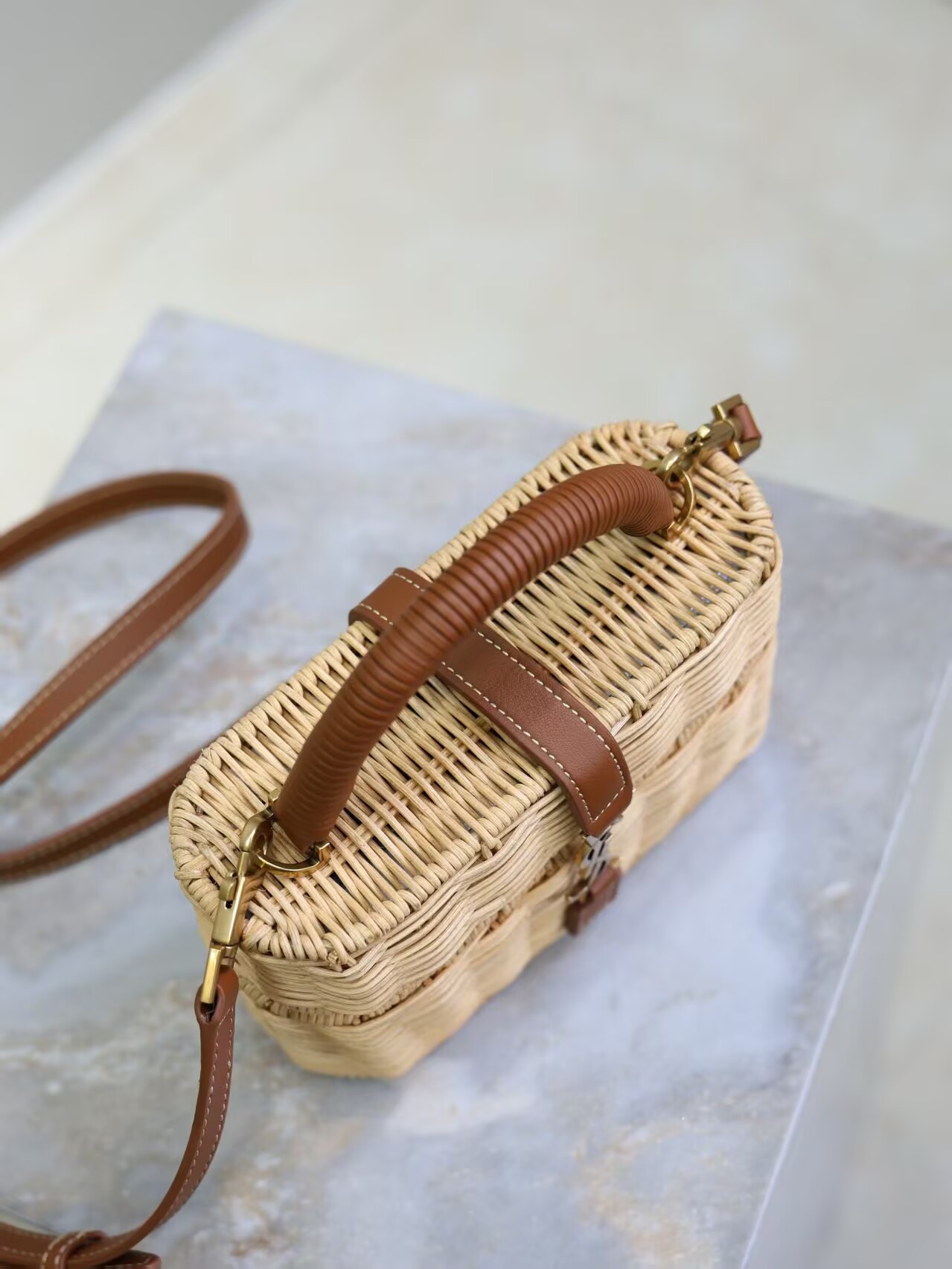 Yves Saint Laurent Rattan Woven Bag Y53021 Brown Yves Saint Laurent Rattan Woven Bag Y53021 Brown