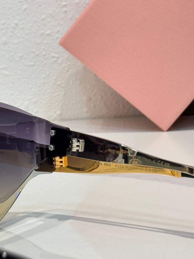 miumiu Sunglasses MMS00003-1