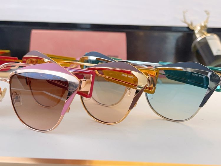 miumiu Sunglasses MMS00004-1