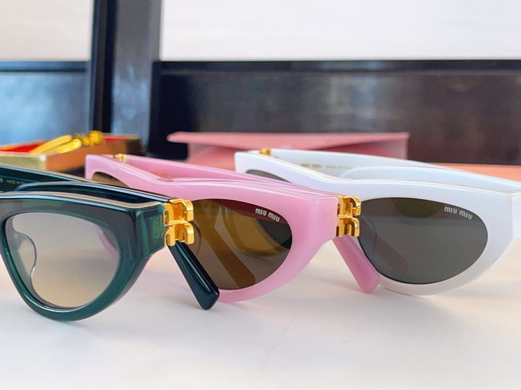 miumiu Sunglasses MMS00009-1