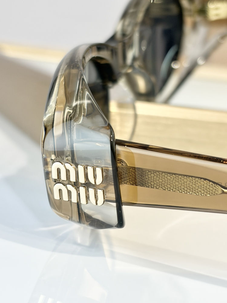 miumiu Sunglasses MMS00039-1