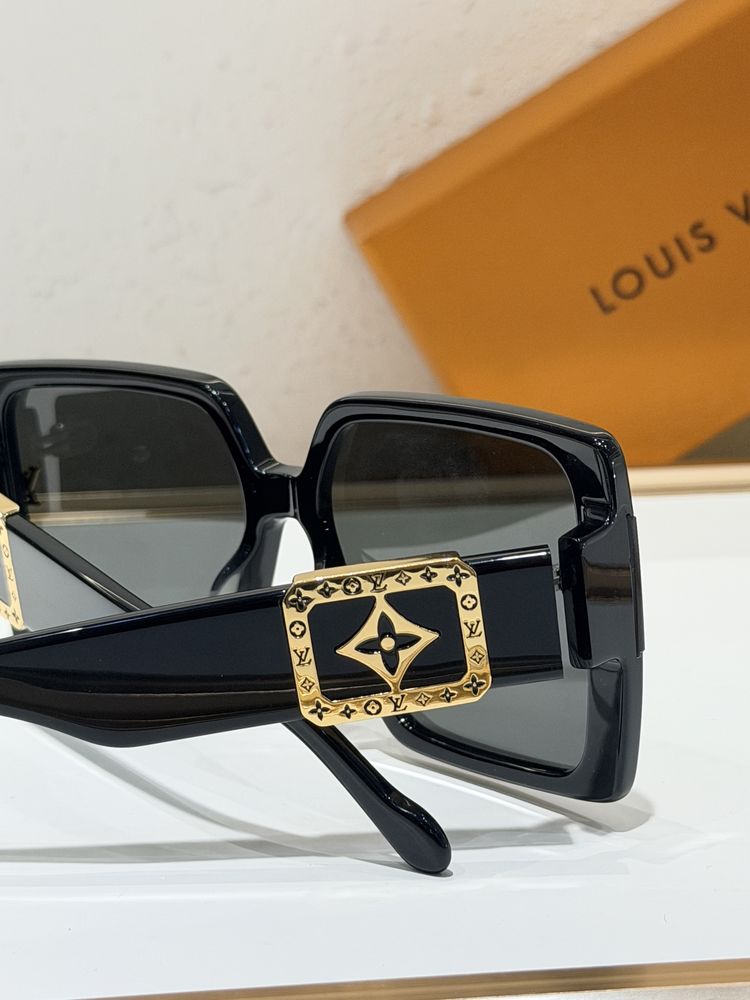 LV Sunglasses LVS00014-1