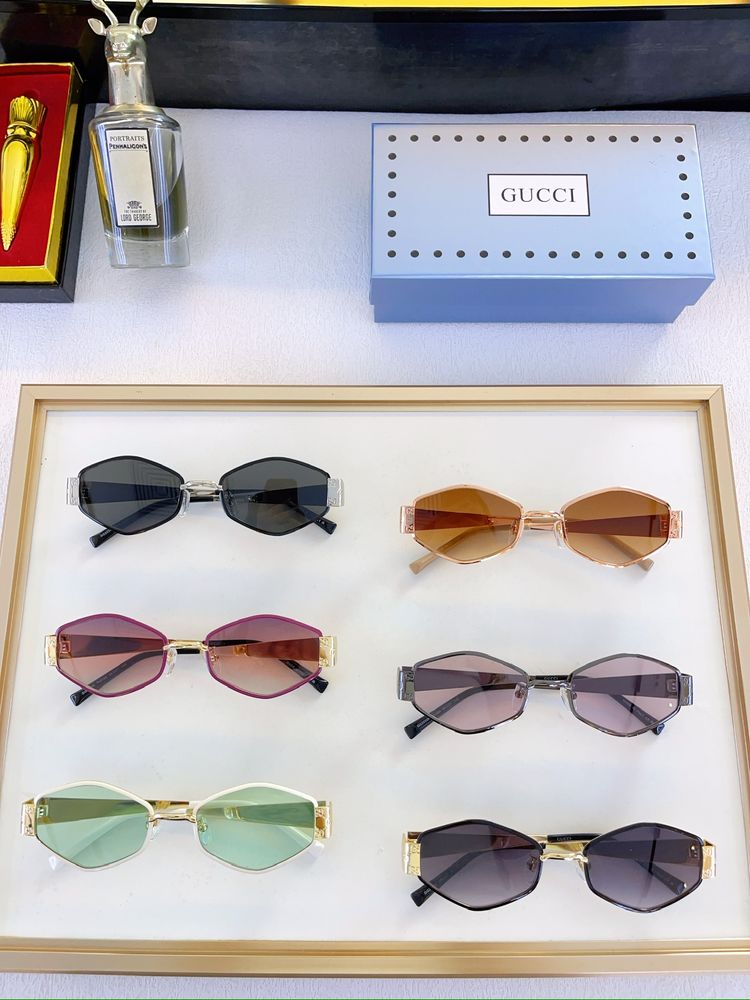 Gucci Sunglasses GUS00016-1