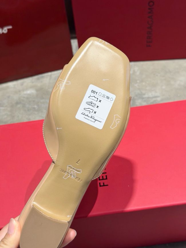 Ferragamo Heeled Slide 69022-2