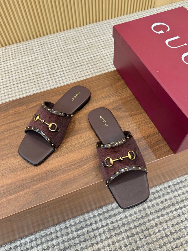 Gucci Womens slide sandal with Double G 69027-3