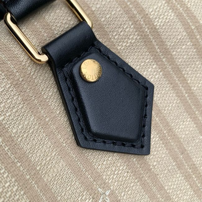 Louis Vuitton Monogram Canvas M28761