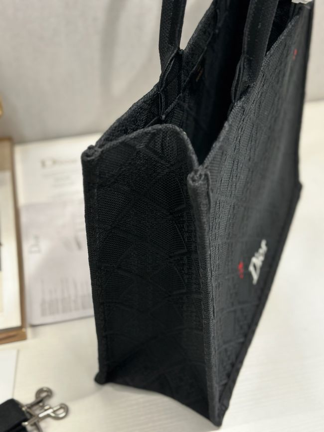 Large Dior Book Tote Book Cover Embroidery TSH295-1