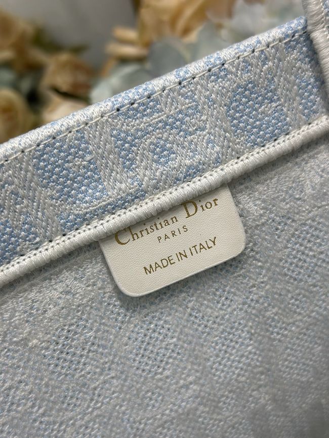 Large Dior Book Tote Book Cover Embroidery TSH295-3