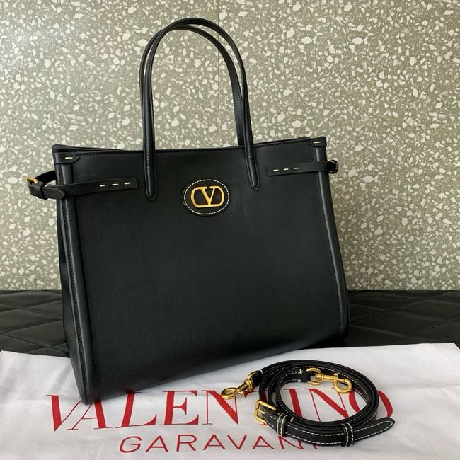 VALENTINO ANTIBES medium leather bag YB0D16 BLACK VALENTINO ANTIBES medium leather bag YB0D16 BLACK
