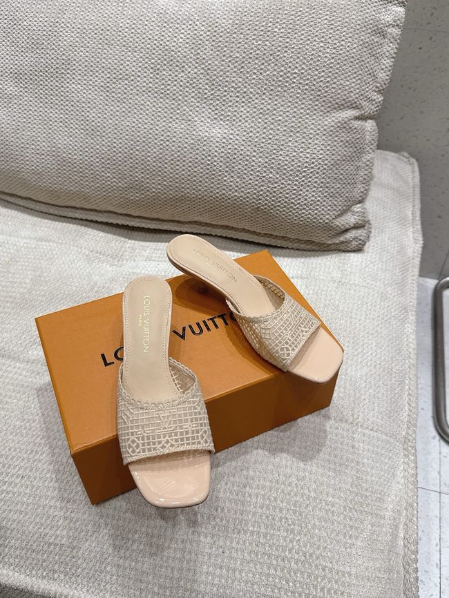 Louis Vuitton 6 AM Mule 1AK219-5