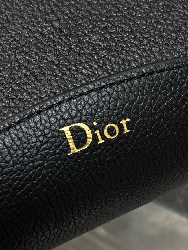 Dior Medium Bag Grained Calfskin 5843 black