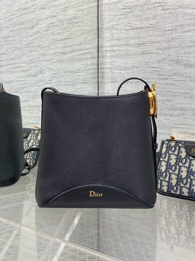 Dior samll Bag Grained Calfskin 5842 black