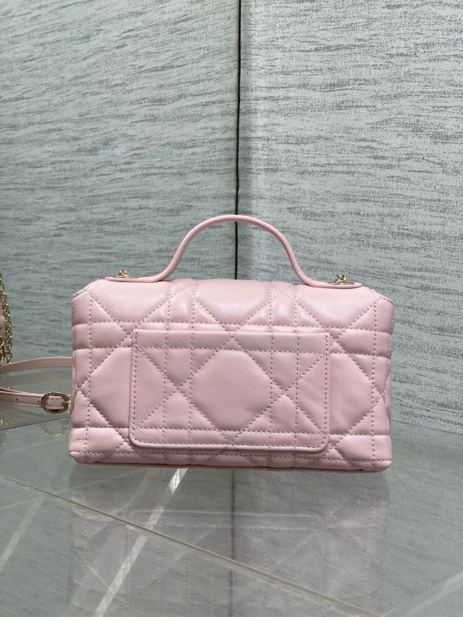 My Dior Mini Bag Cannage patent leather S0985PU pink&Golden chain My Dior Mini Bag Cannage patent leather S0985PU pink&Golden chain