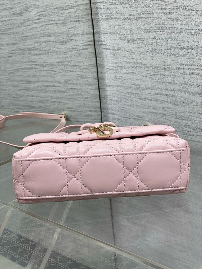 My Dior Mini Bag Cannage patent leather S0985PU pink&Golden chain My Dior Mini Bag Cannage patent leather S0985PU pink&Golden chain