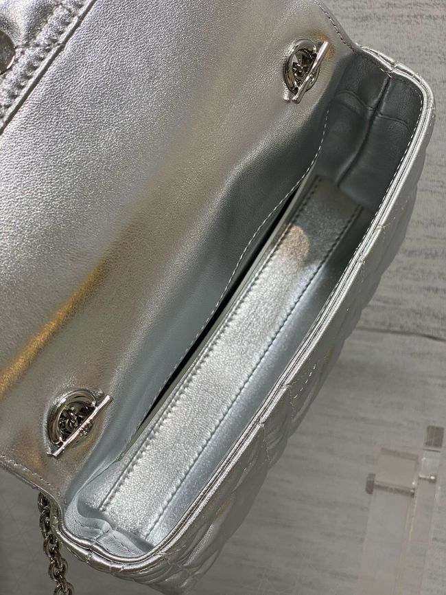 My Dior Mini Bag Cannage patent leather S0985PU silver&silver chain My Dior Mini Bag Cannage patent leather S0985PU silver&silver chain