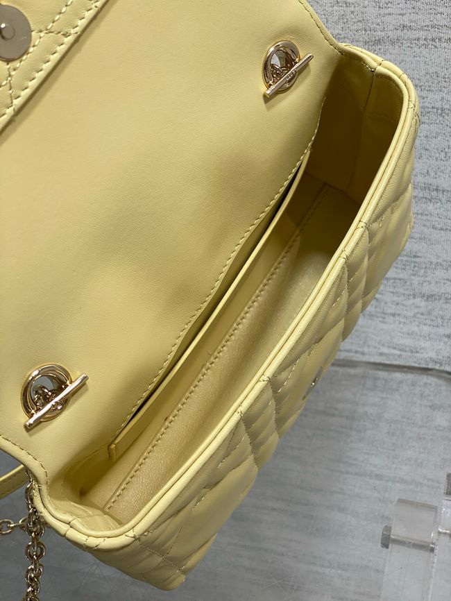 My Dior Mini Bag Cannage patent leather S0985PU yellow&Golden chain My Dior Mini Bag Cannage patent leather S0985PU yellow&Golden chain